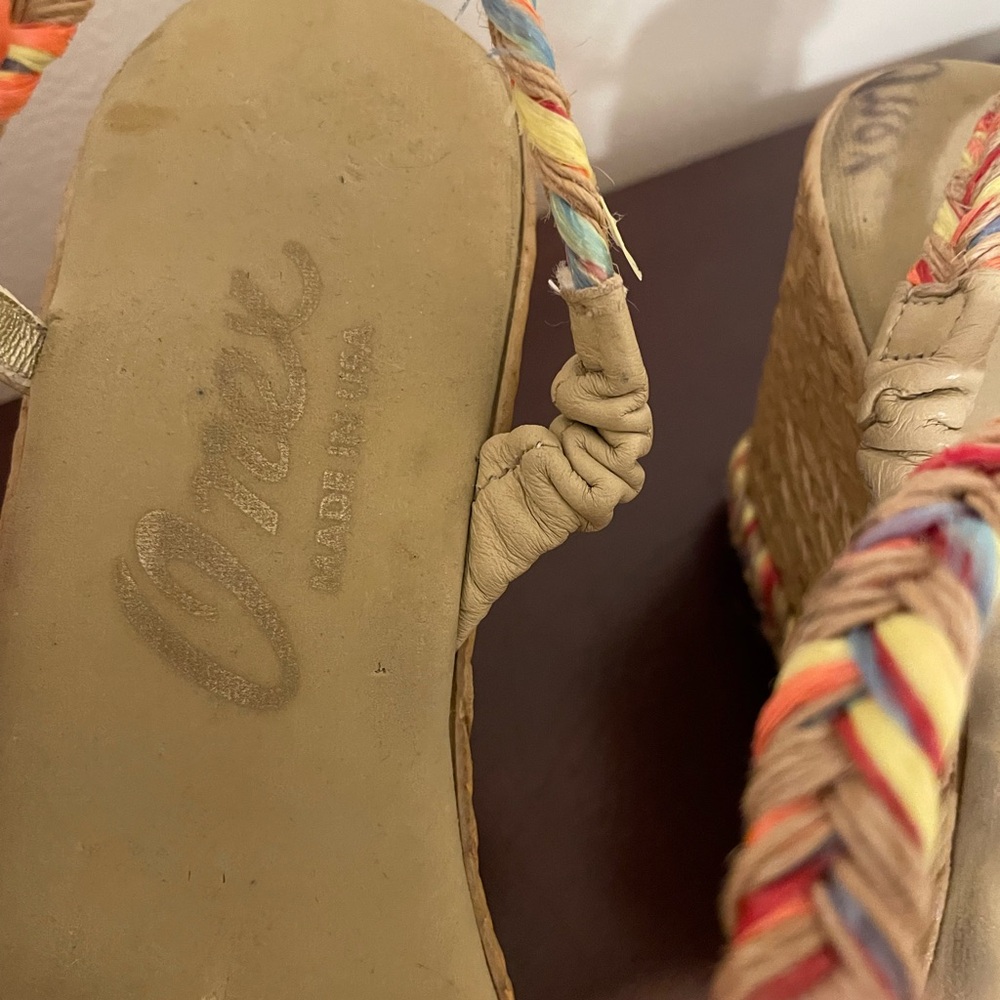 Onex Wedges Size 8 - Picture 9 of 11